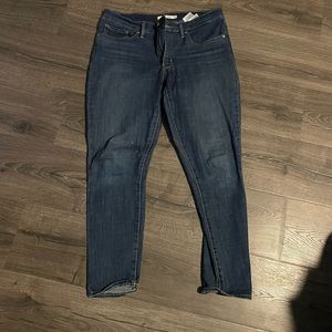Levi’s skinny ankle jeans size 10